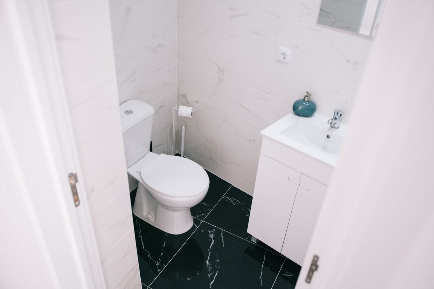 WC-istuin kuvituskuvassa. PEXELS