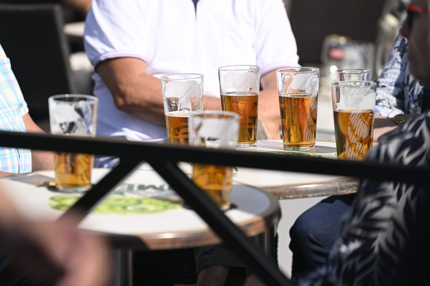 Alkoholi ei ole maksalle hyväksi. LEHTIKUVA / MIKKO STIG
