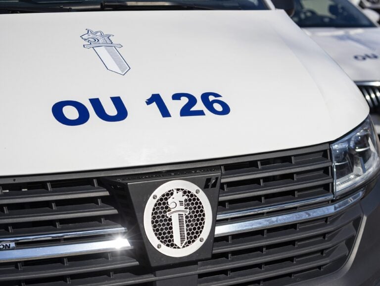 Oulun poliisi tiedottaa tavanomaisesta poikkeavasta rattijuopumusepäilystä. STR / LEHTIKUVA / TIMO HEIKKALA