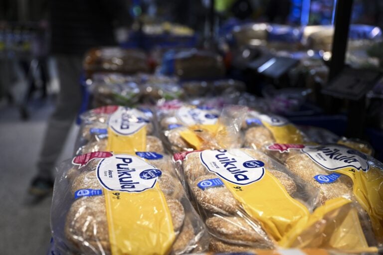 Leipää leipähyllyssä Citymarketissa LEHTIKUVA / EMMI KORHONEN