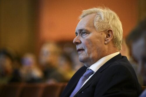 Antti Rinne (sd.) palaa eduskuntaan lokakuussa. LEHTIKUVA / EMMI KORHONEN