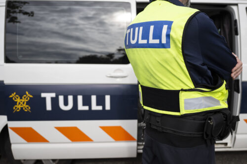Tullin henkilökuntaa varautumisen teemapäivässä.