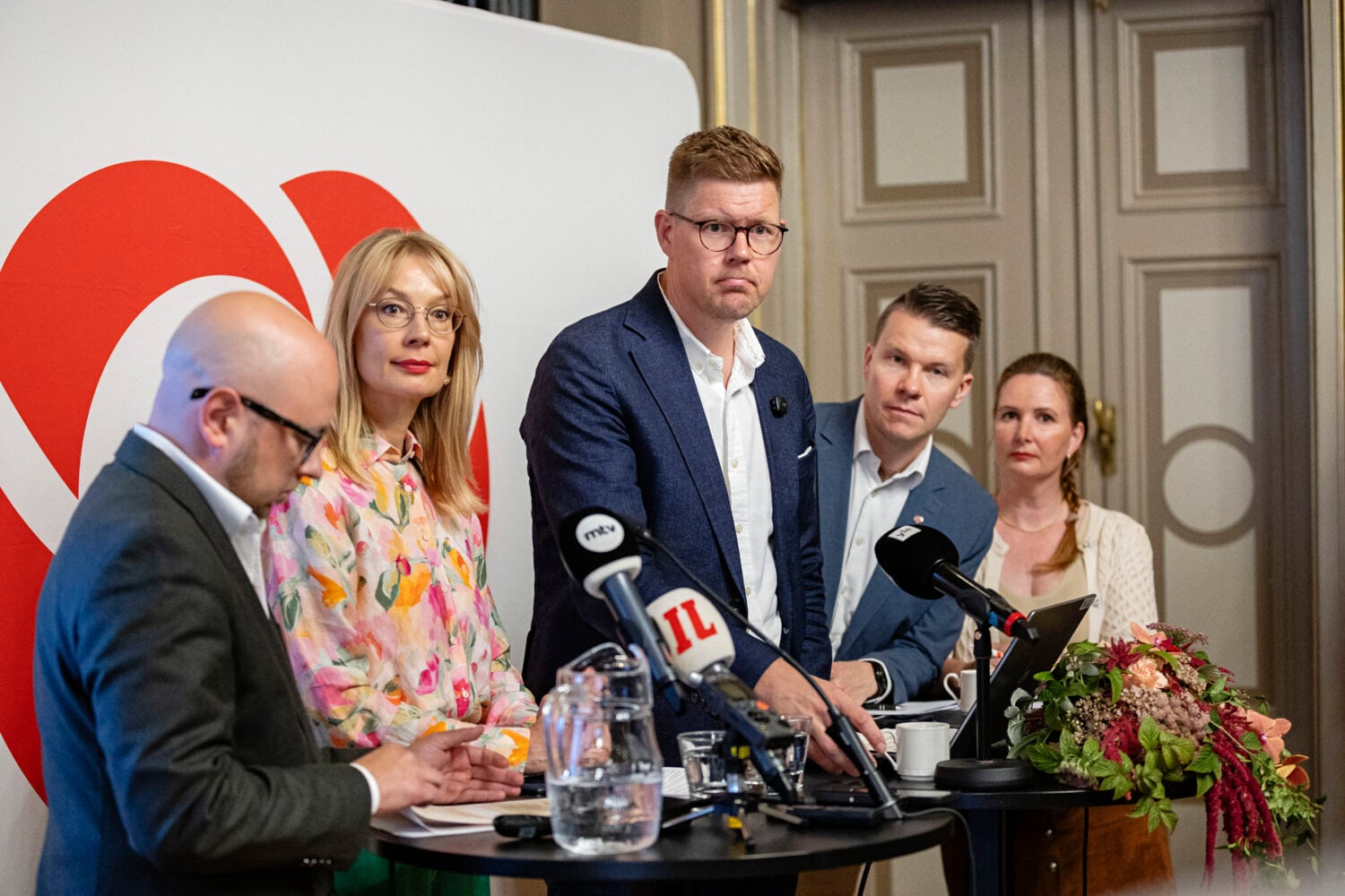 SDP esittää hallitukselle epäluottamusta. STR / LEHTIKUVA / TIMO HEIKKALA