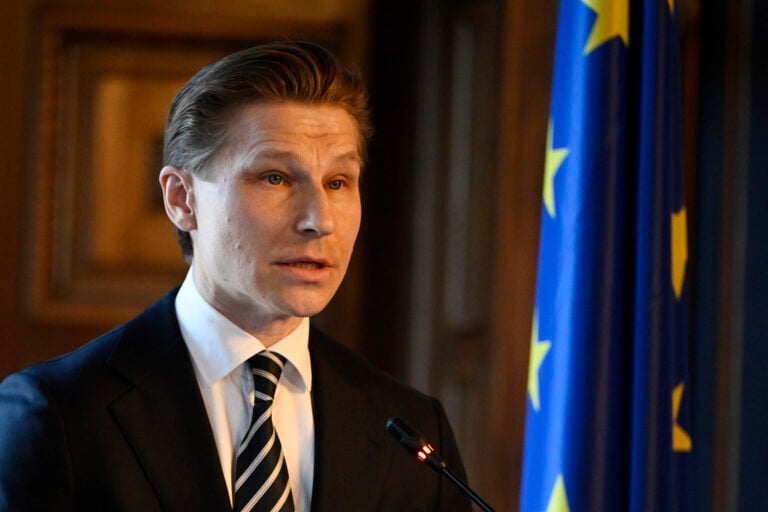 Puolustusministeri Antti Häkkänen 257. valtakunnallisen maanpuolustuskurssin avajaisissa Helsingissä 7. syyskuuta 2026., LEHTIKUVA / ANTTI AIMO-KOIVISTO