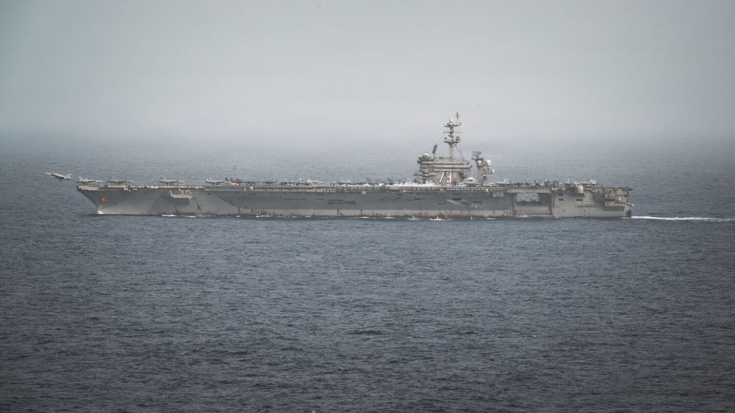 Yhdysvaltain lentotukialus USS George Washington merellä. AFP / LEHTIKUVA / HANDOUT