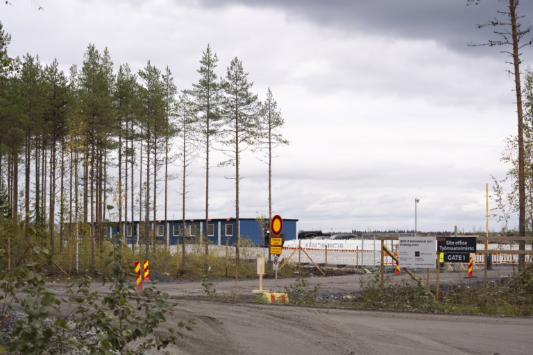 Muhoksen datakeskuksen rakennustyömaa Leppiniemellä Muhoksella 11. syyskuuta 2026. STR / LEHTIKUVA / VILLE HONKONEN