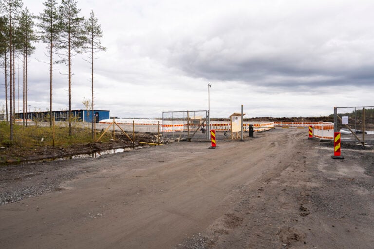 Muhoksen datakeskuksen rakennustyömaa Leppiniemellä Muhoksella 11. syyskuuta 2026. STR / LEHTIKUVA / VILLE HONKONEN