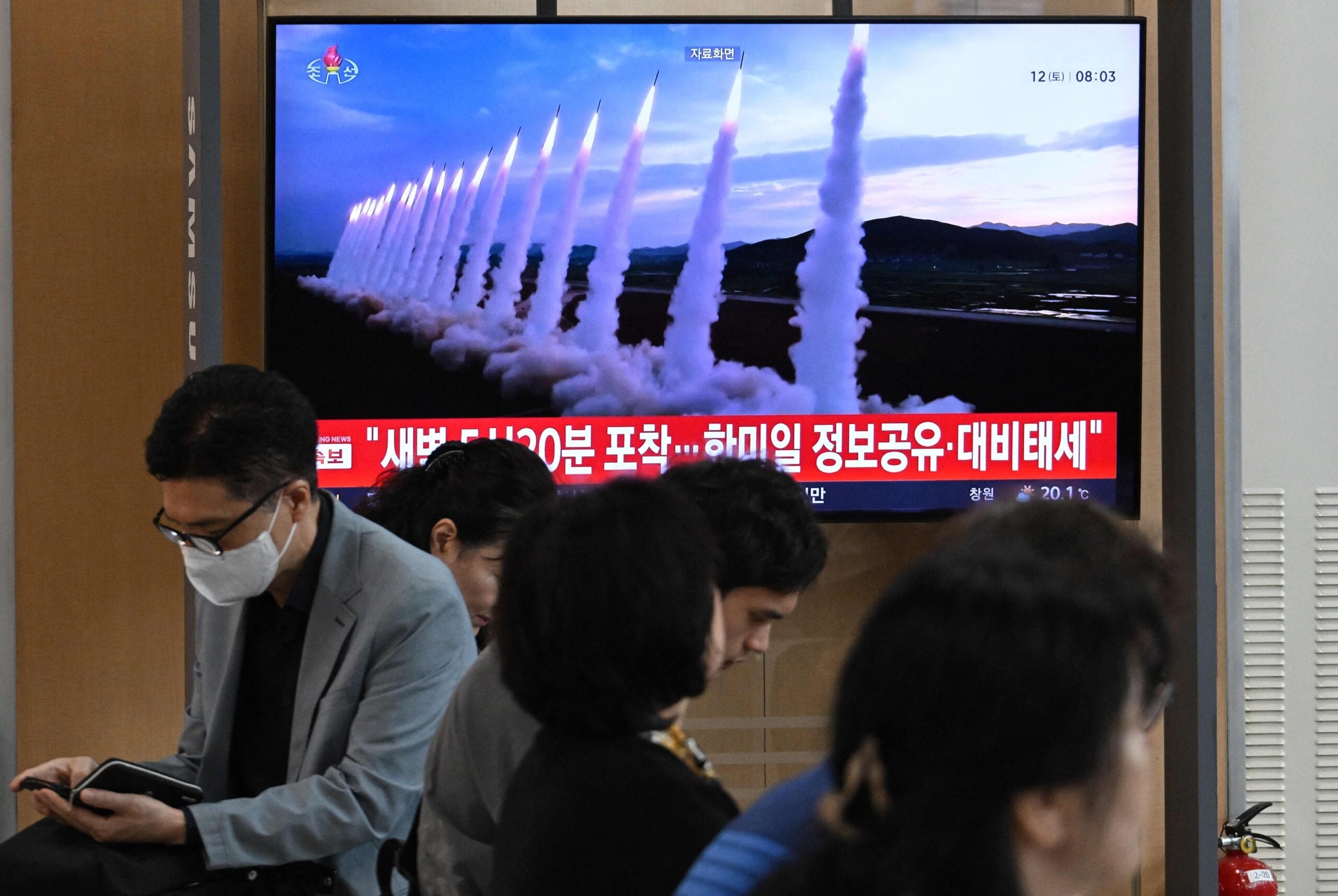 Pohjois-Korea harjoittelee droonien ja ohjusten parvi-iskuja