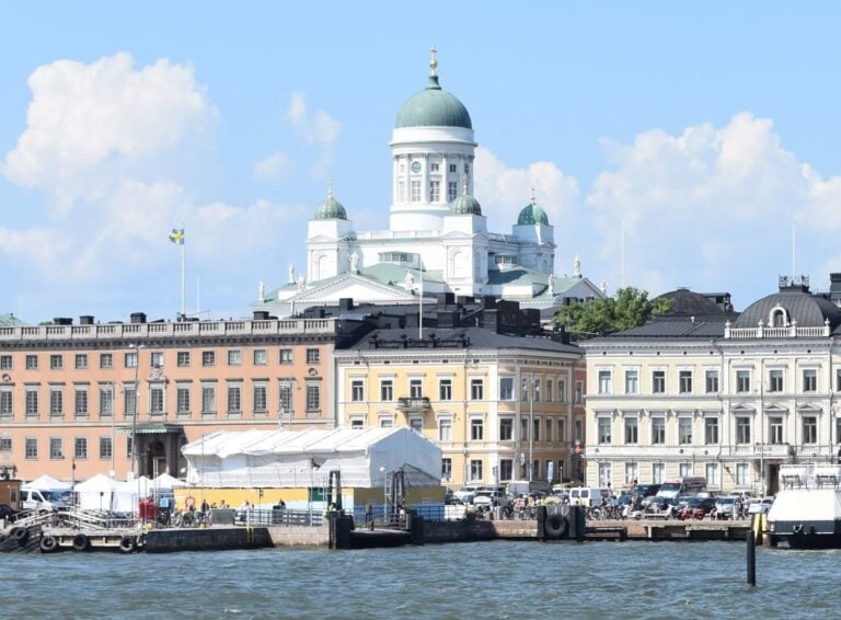 Suurin osa Uudenmaan kansainvälisestä matkailusta kohdistuu Helsinkiin. VILLE MÄKILÄ