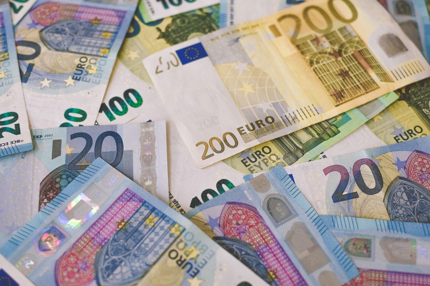Euroseteleitä. PEXELS