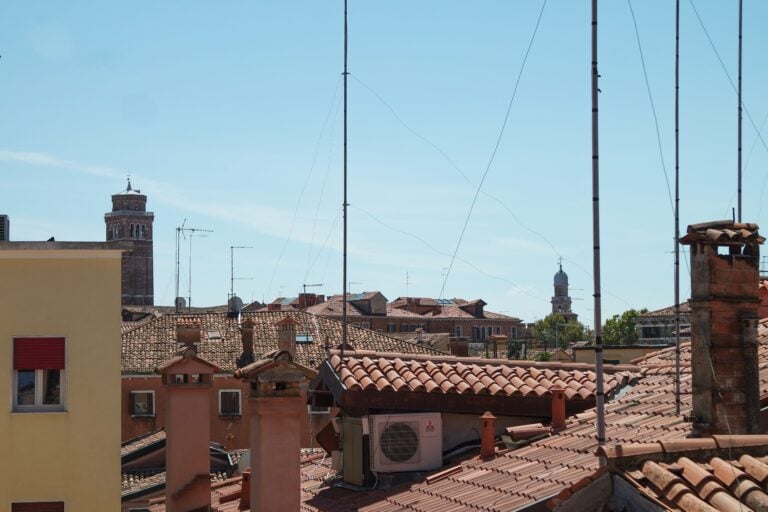 Kattoja Italiassa.