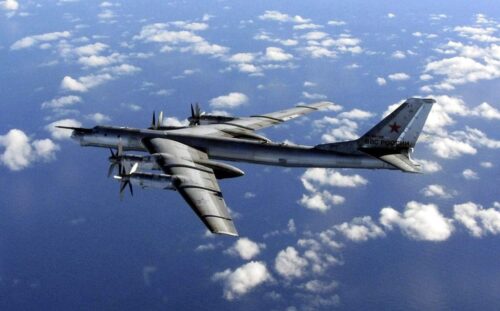 Venäjän Tu-95-pommikone.