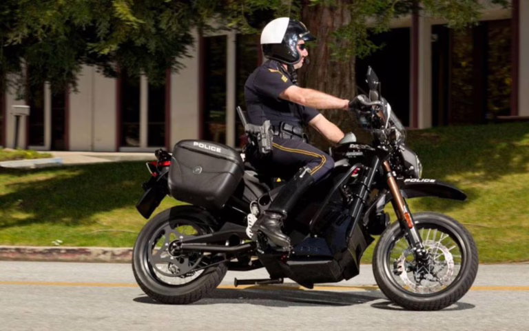 Zero Motorcycles -yhtiö lanseerasi poliisityöhön suunniteltuja malleja jo vuonna 2012. / ZERO