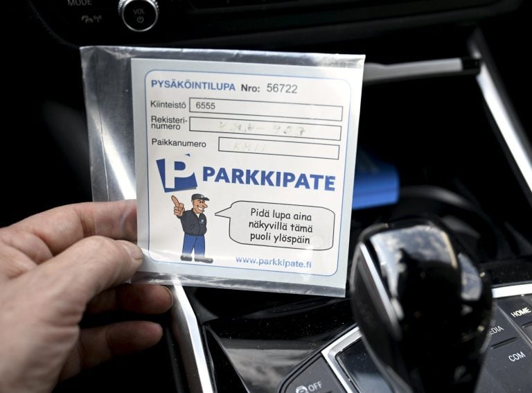 Parkkipate on yksi Suomen suurimmista yksityisistä pysäköinninvalvontayhtiöistä. LEHTIKUVA / HEIKKI SAUKKOMAA