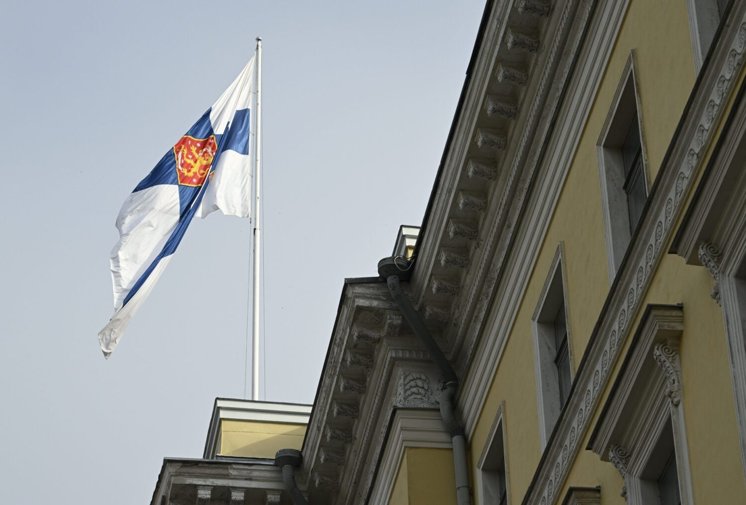 The Government Palace overlooking Senate Square in Helsinki. / LEHTIKUVA / HEIKKI SAUKKOMAA