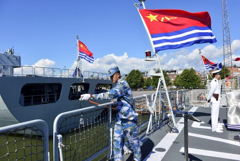 Kiinan laivasto-osaston kolme alusta kiinnittyi laivastovierailullaan Helsingissä laituriin tiistaina elokuussa 2017. LEHTIKUVA / LINDA MANNER