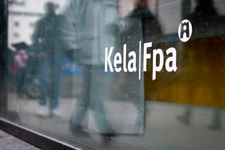 Kelan logo Kampin toimipisteessä Helsingissä. LEHTIKUVA / EMMI KORHONEN