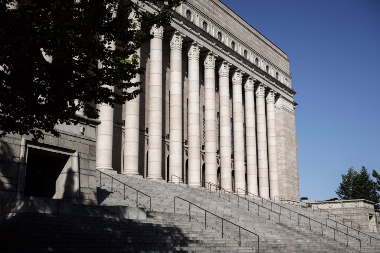 Eduskuntatalo. LEHTIKUVA / RONI REKOMAA