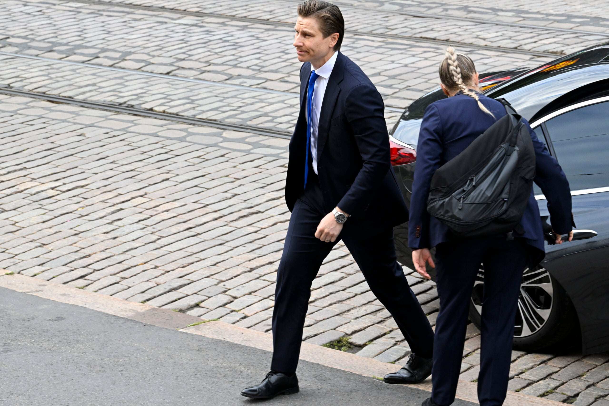 Asiantuntija hämmästelee opposition toimintaa: Puolustusministeri ei pääse puolustuskokoukseen