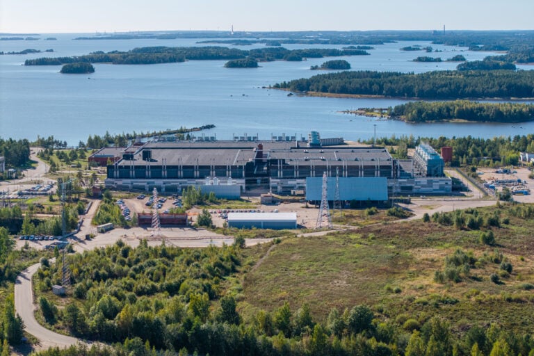 Googlen palvelinkeskus Haminassa. STR / LEHTIKUVA / SASU JÄRNSTEDT