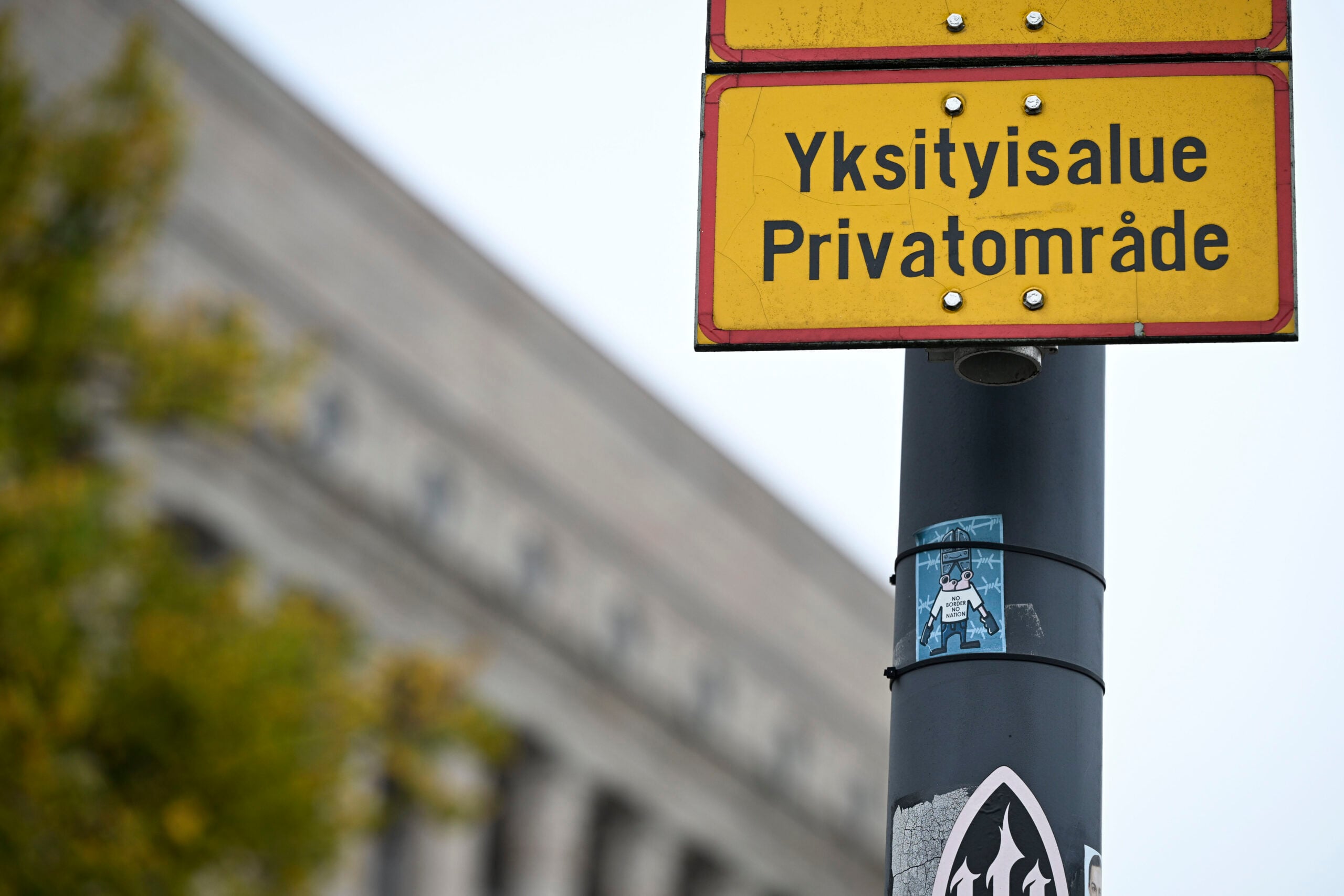 Kansanedustajien kodit osa laajempaa painostusoperaatiota? ”Jäljet vievät Venäjälle”
