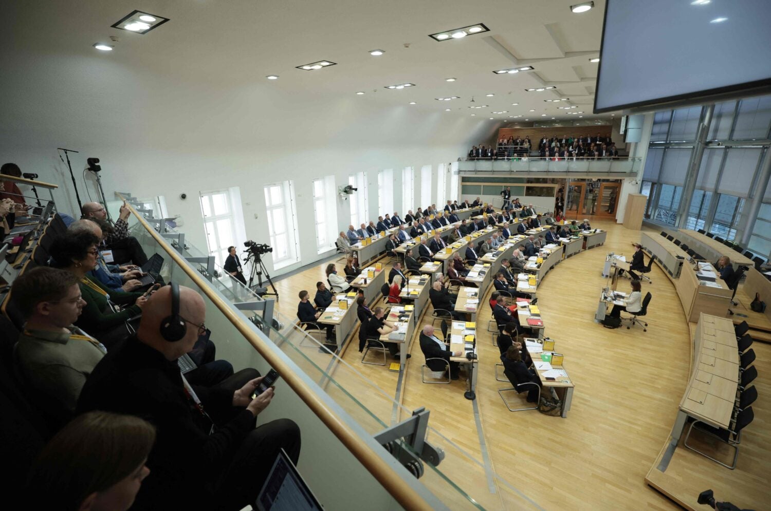Saksi-Anhaltin osavaltioparlamentin istunto Magdeburgissa itäisessä Saksassa 6. lokakuuta 2026. AFP / LEHTIKUVA / RONNY HARTMANN