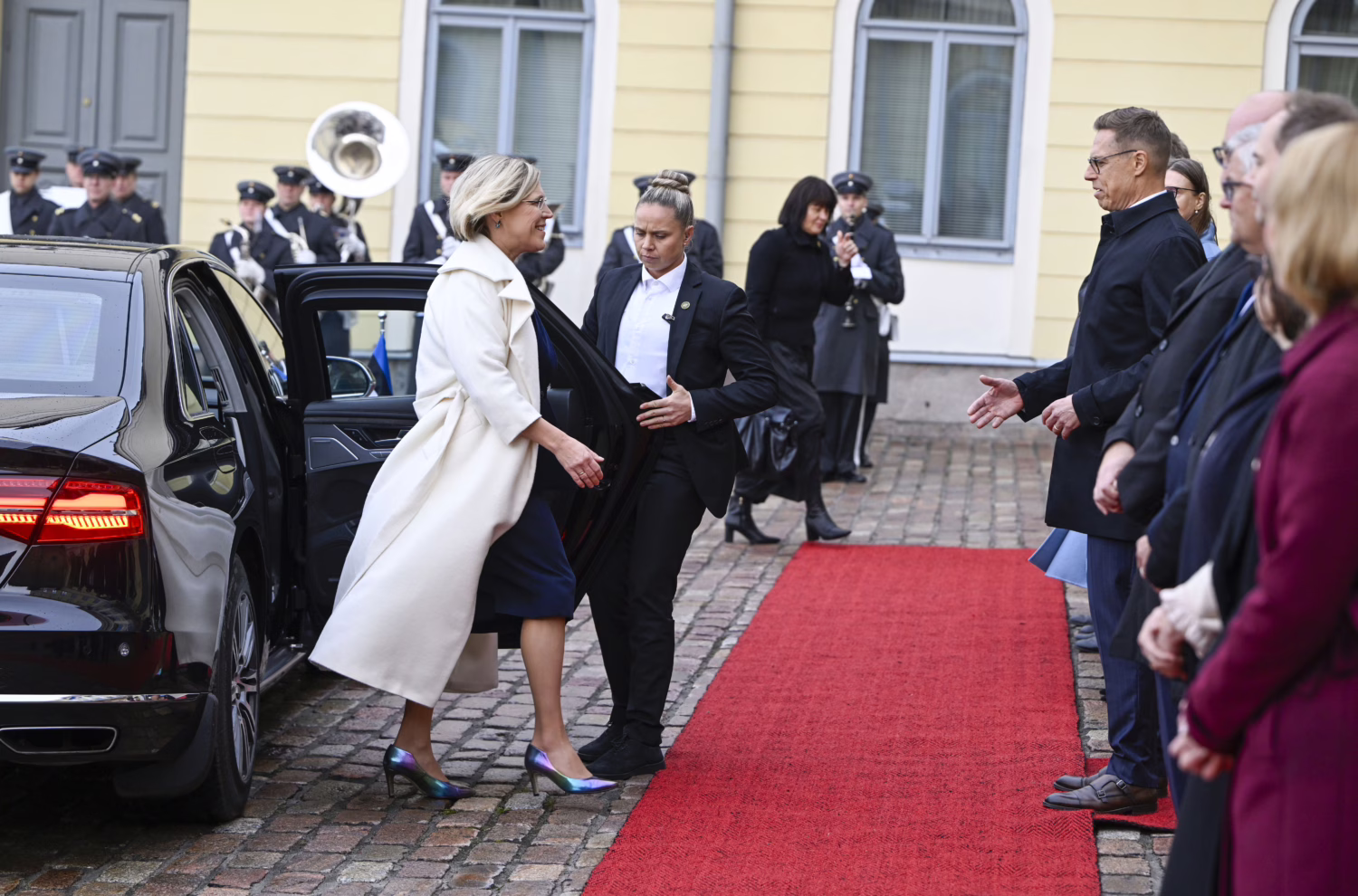 President Alexander Stubb welcomes president of Estonia Ülle Madise at the Presidential Palace in Helsinki, Finland on October 14, 2026. / LEHTIKUVA / ANTTI AIMO-KOIVISTO