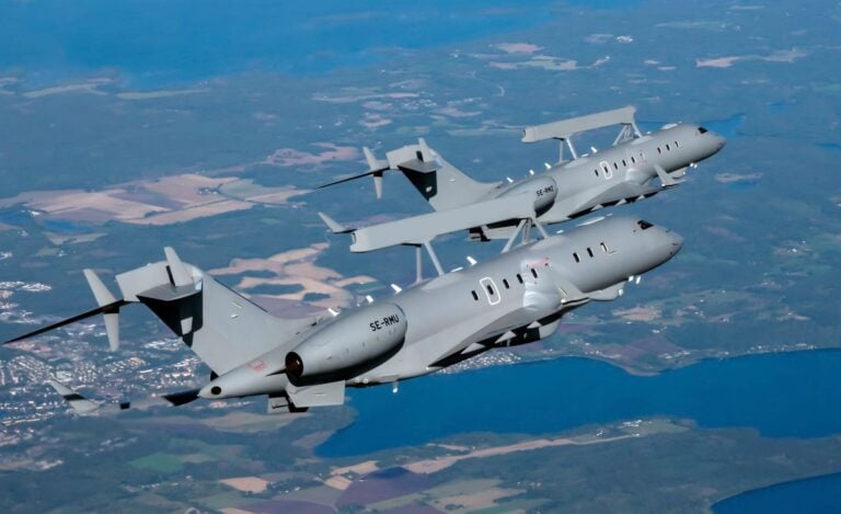 GlobalEye AEW&C -järjestelmässä yhdistyy pitkän kantaman tutka ja Bombardierin Global 6000/6500 -suihkukone. / Saab