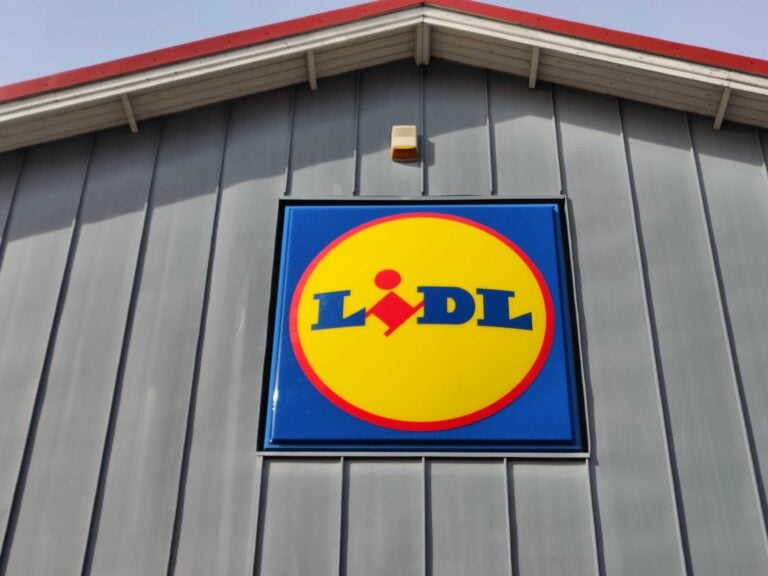 Lidlin logo. VILLE MÄKILÄ