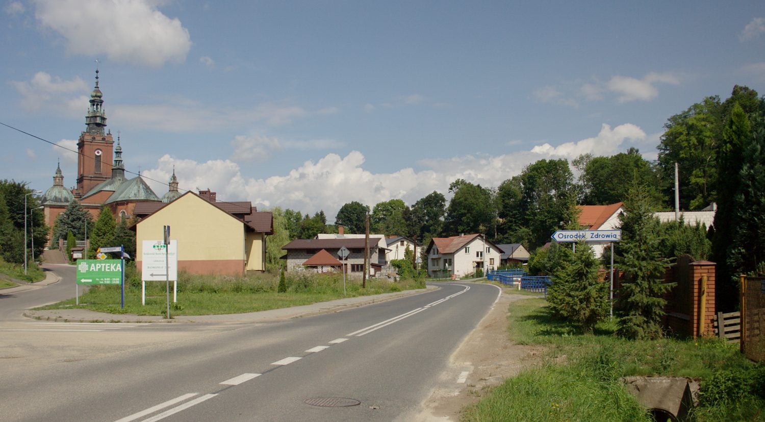 Sułoszowa on tullut tunnetuksi poikkeuksellisesta rakenteestaan. WIKIMEDIA COMMONS/PRZYKUTA, CC-BY-SA-3.0