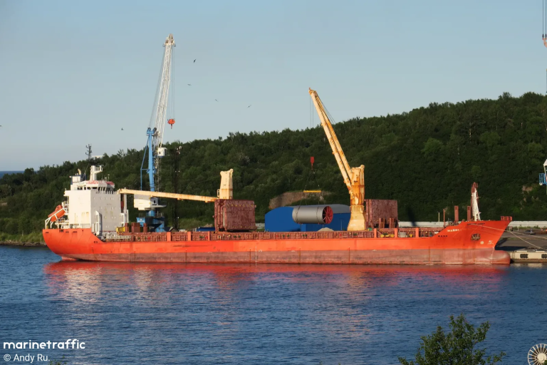 Maia 1 kesällä 2024 Vaninon satamassa Habarovskissa. / ANDY RU / MARINETRAFFIC.COM