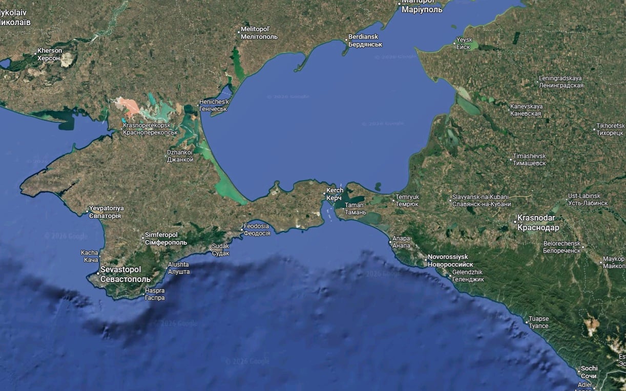 Novorossijsk sijaitsee Mustallamerellä lähellä Kertsinsalmea ja Asovanmerta. Google Maps