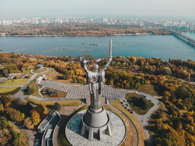 Ukrainan pääkaupunki Kiova ilmakuvassa. PEXELS
