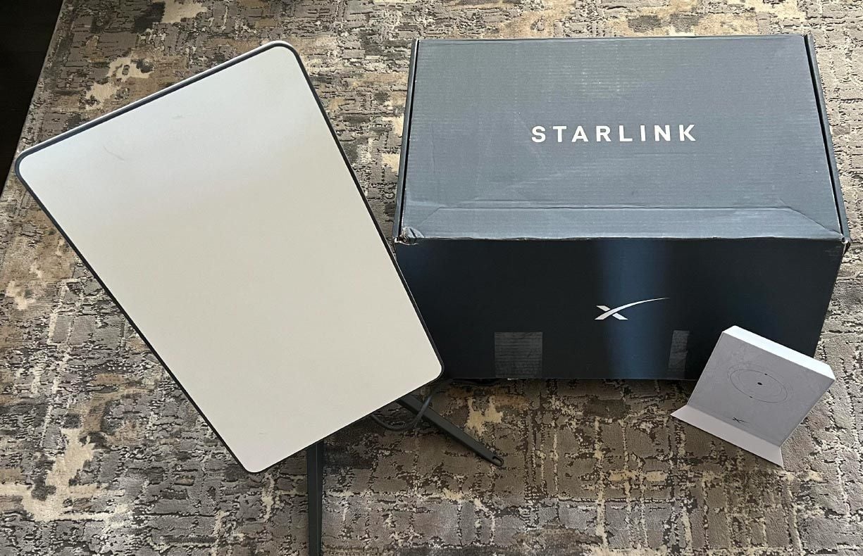 Starlink-terminaali Ukrainassa. / Armyinform